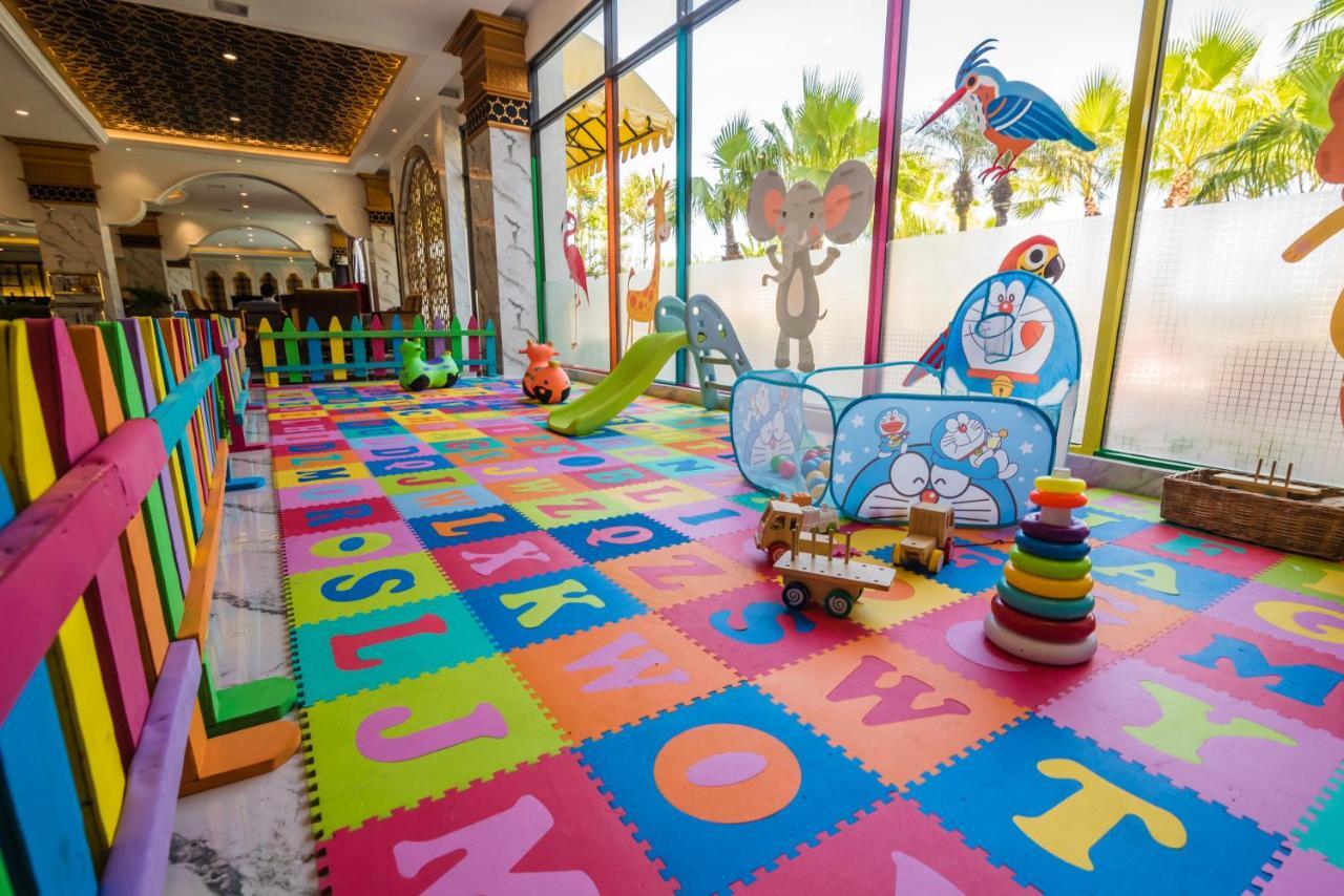 Hermes Palace Hotel Banda Aceh Luaran gambar