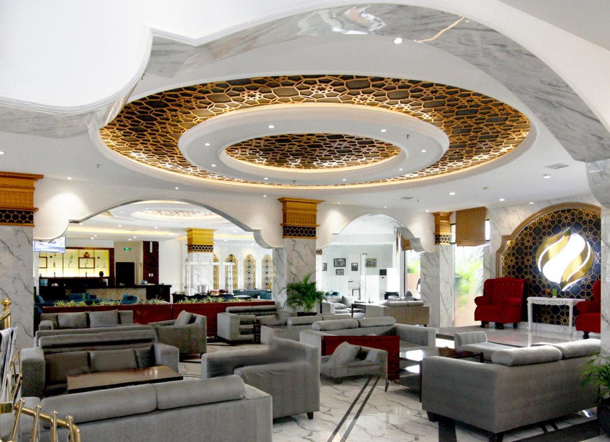 Hermes Palace Hotel Banda Aceh Luaran gambar