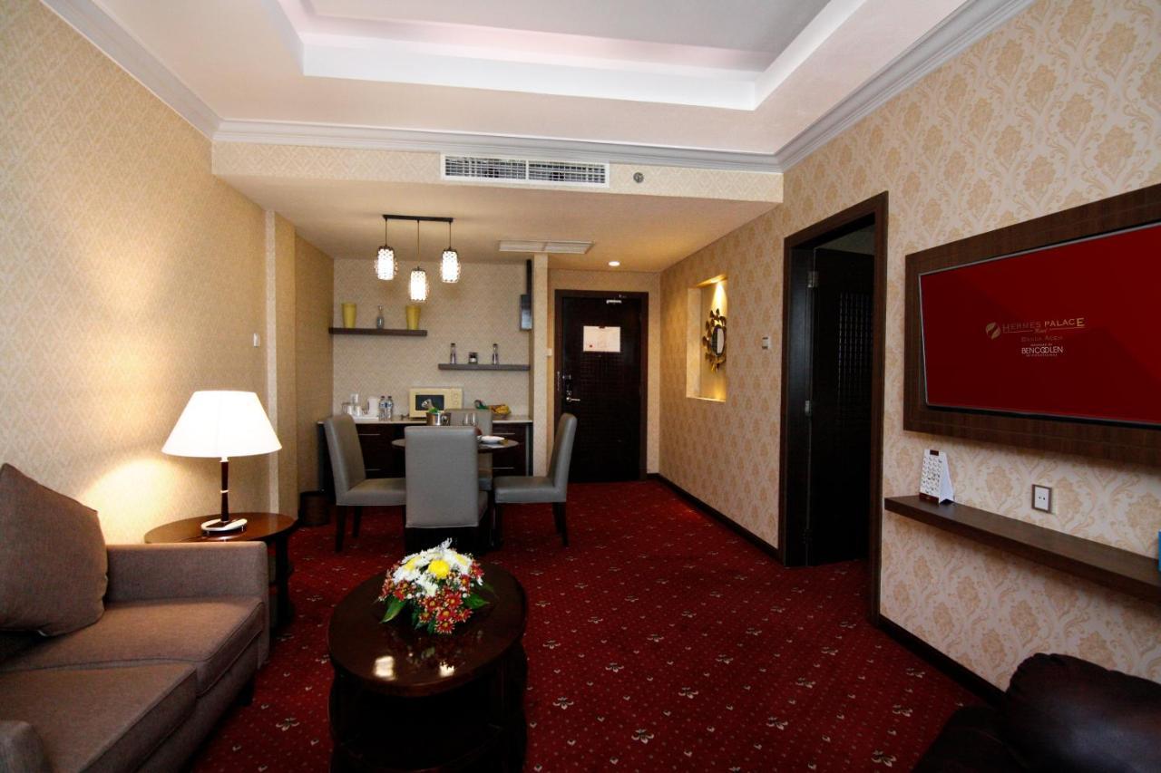 Hermes Palace Hotel Banda Aceh Luaran gambar
